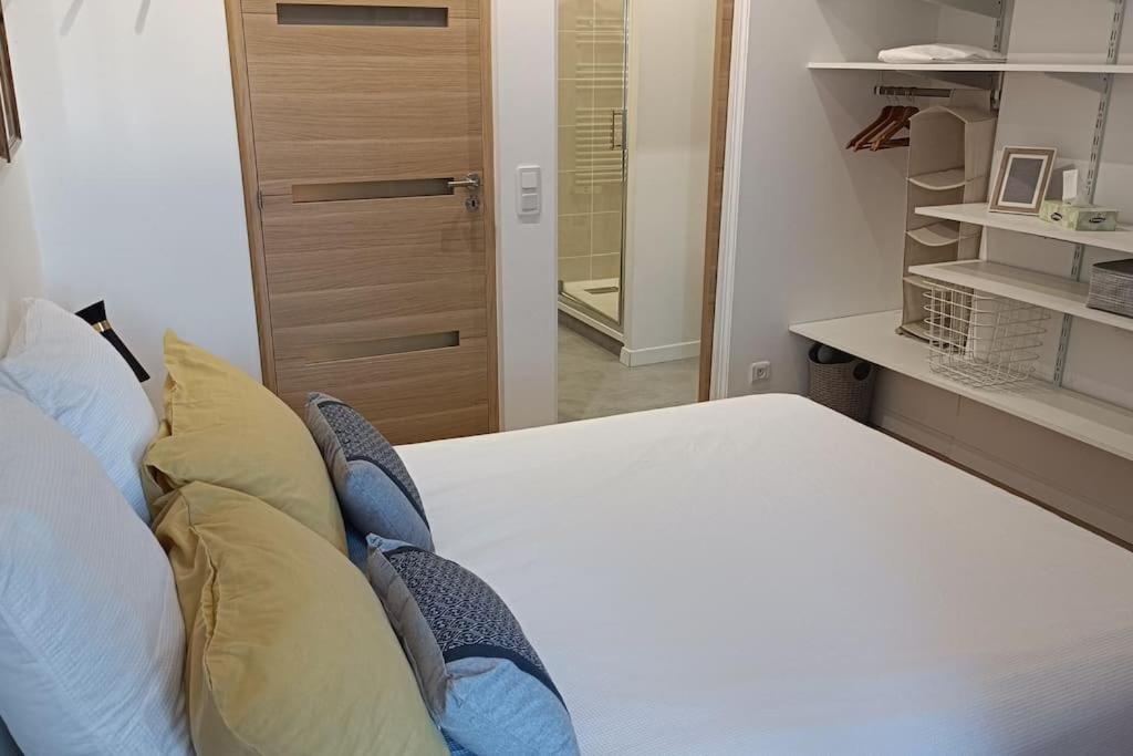 Le Kennedy 3 - Appartement Proche Hopital Châteauroux Eksteriør billede
