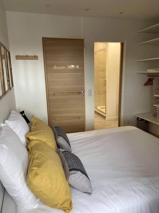 Le Kennedy 3 - Appartement Proche Hopital Châteauroux Eksteriør billede